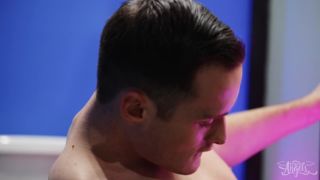 Elle Voneva, Daisy Taylor, Josh Cannon A Very Hot Frost Glass (Femdom porn)-3