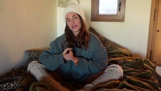 Cozy, Tantric Winter Joi  Use Your Imagination With Roxy Fox 720p-6