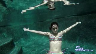 SexUnderwater e0645 Rachel Rose UW Model Training (mp4)-2