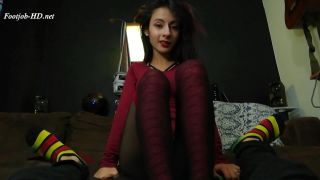 Fucking Valentina Castiblancos high school feet during tutoring session. Footjob cumshot facial – Diosa Valentina Castiblanco Foot!-3