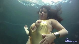 SexUnderwater e0406 Kendra Starr UW Model Training (mp4)-0