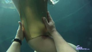 SexUnderwater e0406 Kendra Starr UW Model Training (mp4)-2