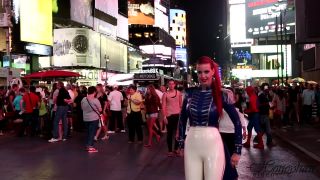 Honey Hair – Center of Attention – Times Square-8