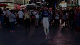 Honey Hair – Center of Attention – Times Square-9