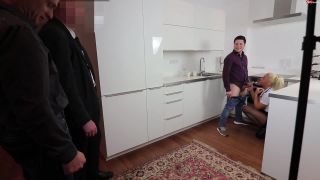 Daynia - Buero-Fick-Orgie mit XXL Bukkake Finale - MMMF 4-ER Bukkake!-1