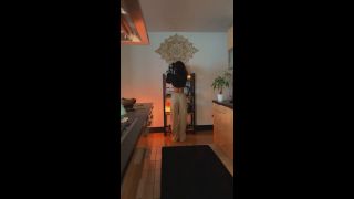 Onlyfans - Rachel Cook Nude Kitchen Striptease Video Leaked - Onlyfans-3