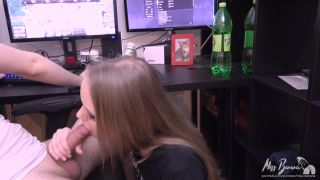 Miss BananaBest girlfriend sucks off boyfriend while he plays a game!-7