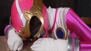 [SuperMisses.com] SPSE-32 Heroine in a pinch SP ~Super Sentai Shield Five Shield Pink trapped in the world of textbooks~-018-1