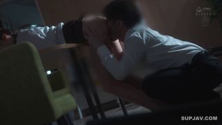 Reducing Mosaic JUR-285 女上司、歪んだ刺激と躾に溺れる、SM不倫性交。 昼休みはダメな部下に躾けられて…。 専属美女の『苦しみ』という快楽を解放―。 愛弓りょう-1