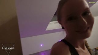 adult xxx clip 14 Mialicious - Dreister Handwerker - Bespannt und dann AO Rohr verlegt , hardcore sex movies on hardcore porn -1