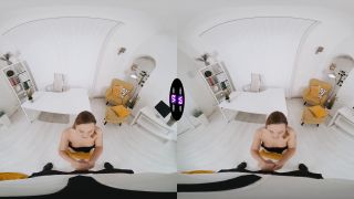 Hardcore Porn Ambitious Poppy Pleasure Sucks Boss Cock To Get The Job - TmwVRnet-0