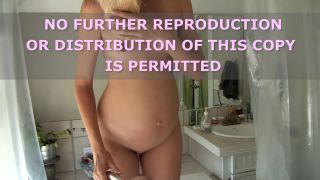 8 Month Pregnant Girl Takes a Bath Masturbates with the Shower Head Cums --1