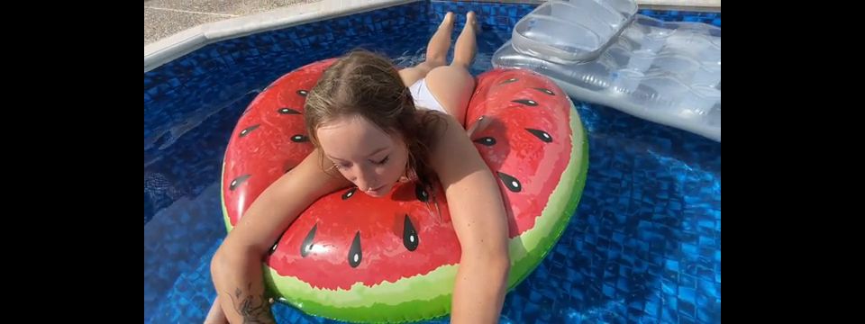 Emma Spice (emmaxspice) Outside Pool Sex PPV Onlyfans (Pornstar)