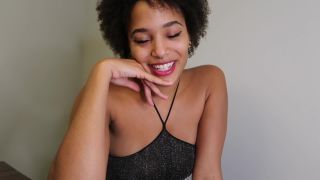 Lani Lust's Xmas Party Blowjob Extravaganza! Explicit Scenes-2