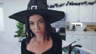 Venus Valencia – Stepmoms Witchy Dickcraft - 2024-1