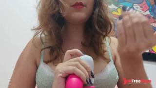 [GetFreeDays.com] Perguntas e Respostas - Meu brinquedo favorito Adult Clip May 2023-7