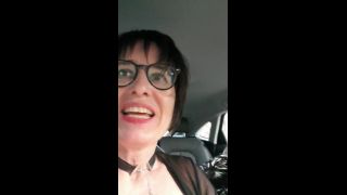 [K2S.CLUB] JulieEroticDress - Nacktlauf im Wald mit Spritzen - FullHD 1080P-8