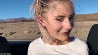 Public Teen Sex in the Convertible Car on a way to Las Vegas (Public) Eva Elfie-1
