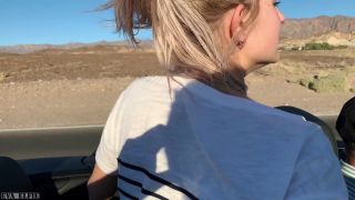 Public Teen Sex in the Convertible Car on a way to Las Vegas (Public) Eva Elfie-7