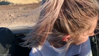 Public Teen Sex in the Convertible Car on a way to Las Vegas (Public) Eva Elfie-9