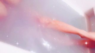 Hitomi official Hitomiofficial - video last night bath time 12-05-2018-5