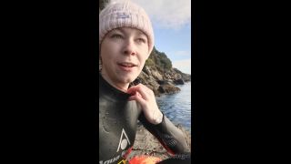 UKCuteGirl () Ukcutegirl - absolutely gorgeous swim today had to show off my wetsuit to you guys could have foo 06-02-2021-0