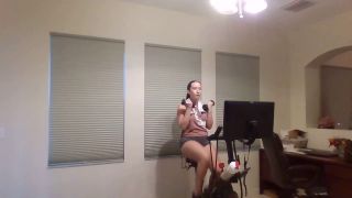 brittibratti 2024-01-25 Stream started at 01252024 1242 pm  Morning Workout-3