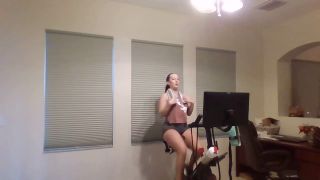 brittibratti 2024-01-25 Stream started at 01252024 1242 pm  Morning Workout-6