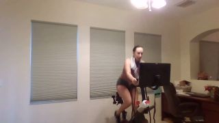 brittibratti 2024-01-25 Stream started at 01252024 1242 pm  Morning Workout-8
