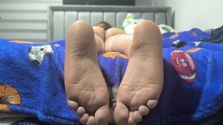 Exclusive Long toes and bare feet big ass - foot worship, foot teasing, barefoot, soles, toes close up-5