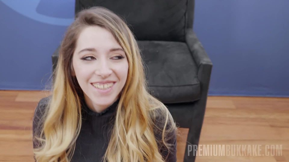 Safira Yakkuza # - Interview + BTS Download New Porn Vide...