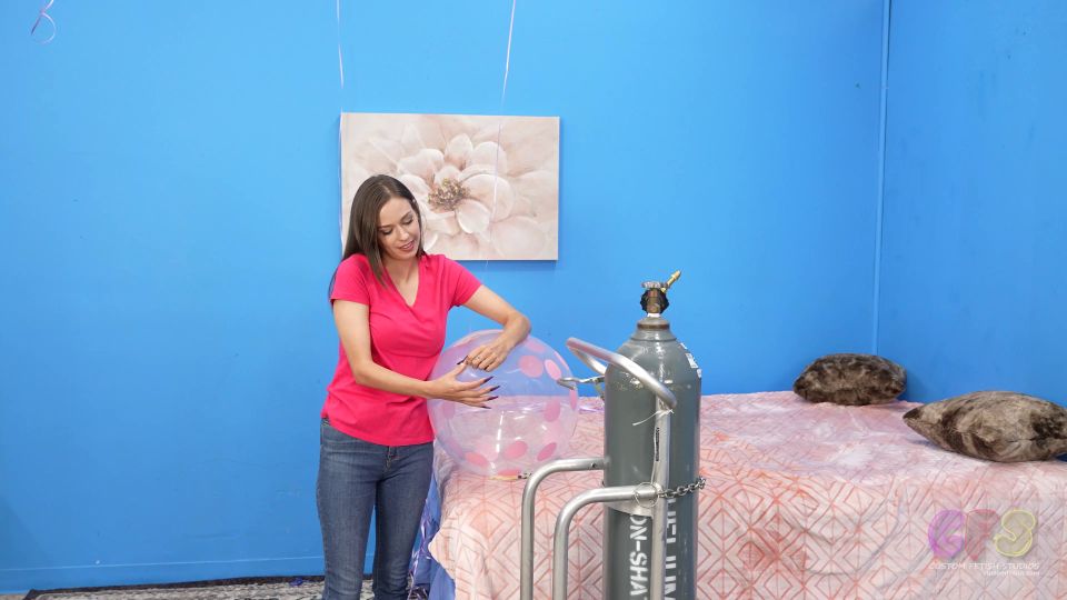 Custom Fetish - Madi Helium Squeeze P - Fetish