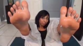 Angel kung fu footjob - cumshot, footjob, fetish - Foot Fetish-9