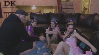 DiaperedonlineAdriana Kaley Adriana Kaylee  Taylor Tea Party-2