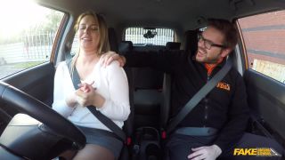 Nikky Dream Czech babe orgasms after 1st lesson (Amateur porn)-2