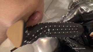 Chateau Cuir, Kinky Leather Clips - coarse clip with Boot Fetish.-3