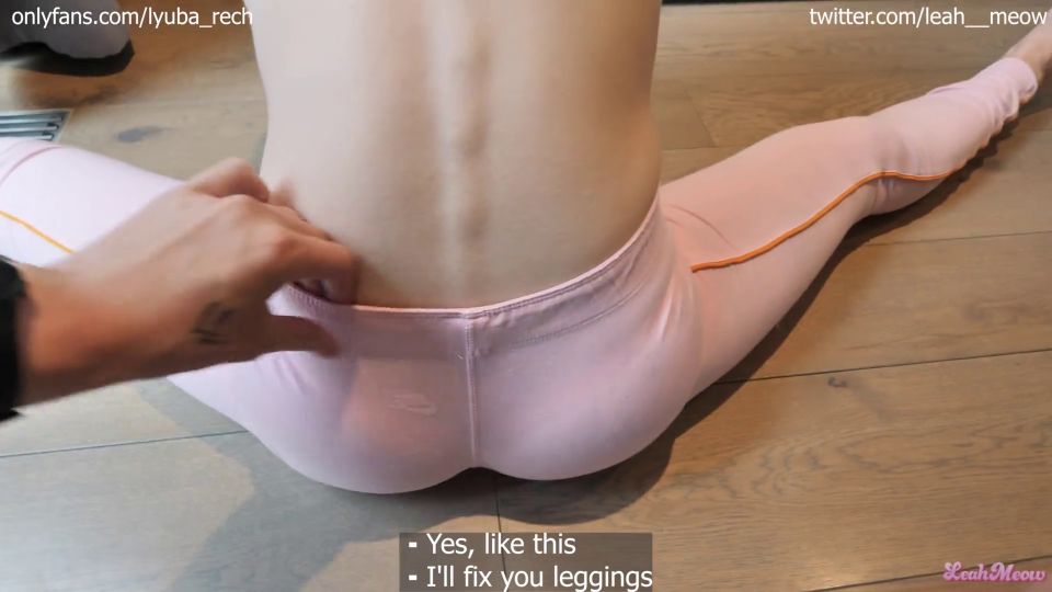 Step Sister Asked For Help With Yoga. How Do You Like My Leggings Cut 1080p