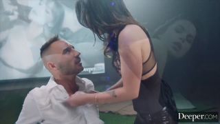 Blowjob Deeper. Latex-Clad Submissive Chanel Camryn Yearns To Be Dominated In Public-6