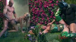 Batfuck enters poison envys garden of t and fucks his cock off.-0