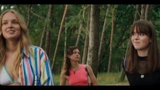 Johanna-Aurelia Rosin & Hannah Gross in Infinite Summer EE-2-0