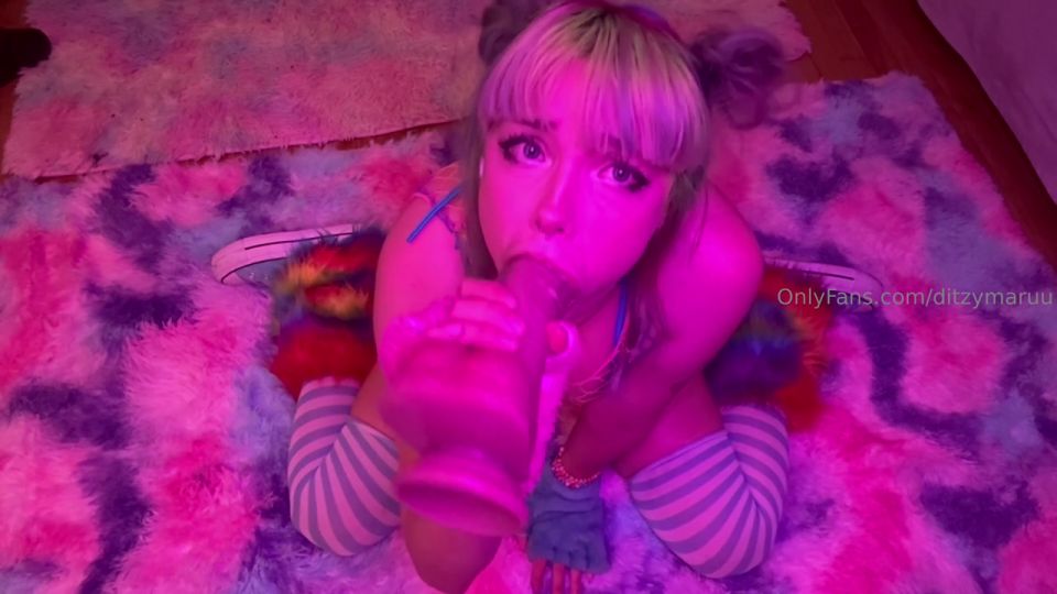 Deep Throat DitzyMaruu Deep Throat A Big Dildo DitzyMaruu