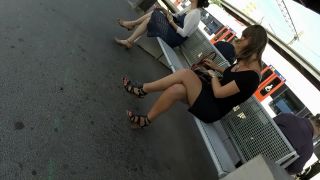 Sexy milf legs crossed toes amar voyeur candid 54-6