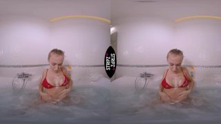 StripzVR - AISLIN - Bubbles  | natural boobs | reality -1