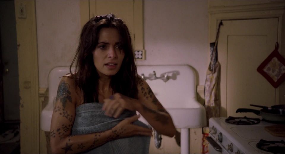 Sarah Shahi, Weronika Rosati – Bullet To The Head (2012) HD 1080p!!!