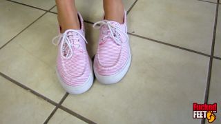 adult video 41 South Beach Footjob! – Layla Lopez – September 19th 2019 on feet porn tori black foot fetish-1