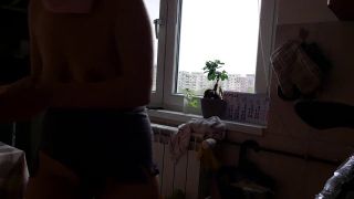 PinkyMadame - Sexy and naked wife prepares food in the kitchen.-9