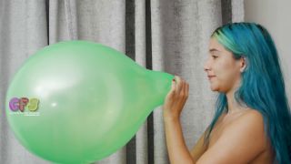 Custom Fetish - Mina s Blow Pop Audition 4K - Fetish-4