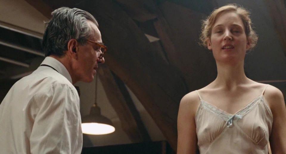 Vicky Krieps - Phantom Thread (2017) HD 1080p - (Celebrity porn)