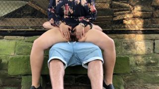 Homemade Abandoned Barn Sex 720 - MILF-7