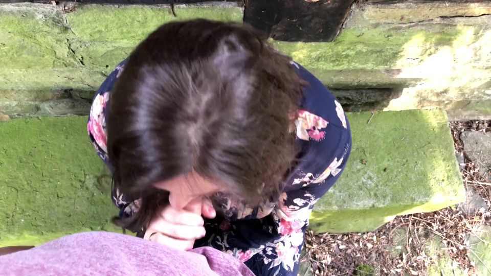 Homemade Abandoned Barn Sex 720 - MILF